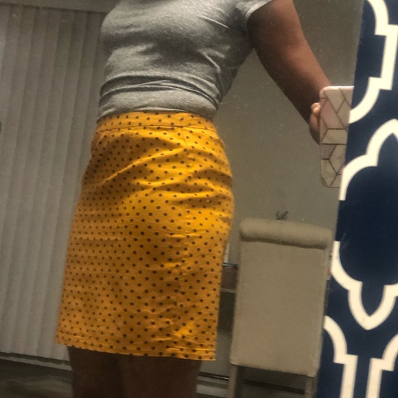 Polka Dot Mini Skirt - Picture 4 of 7